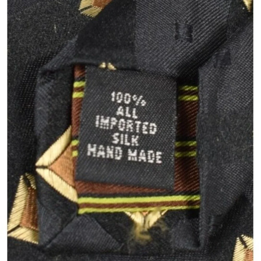 BCBG Attitude 100% silk tie handmade black and gold pattern square 3.25